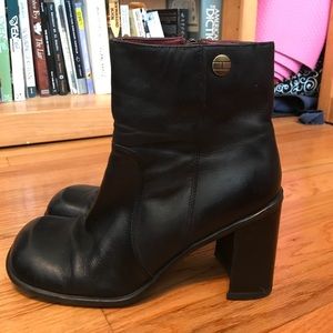 black leather tommy hilfiger boots
